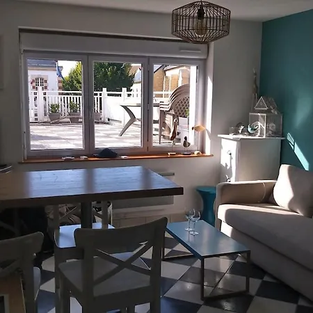 - Avec Grande Terrasse Au Centre Du Village Wissant